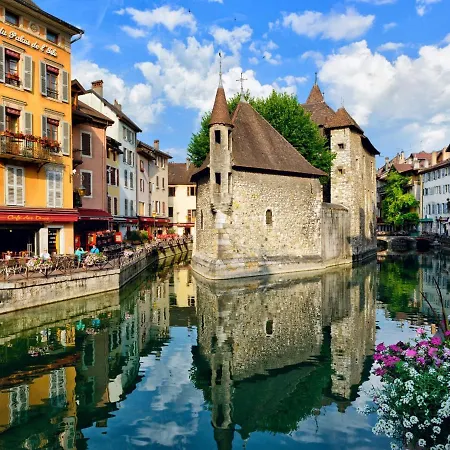 T2 Terrasse Parking 5 Min D'annecy Poisy