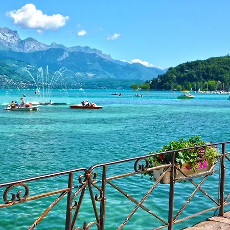 T2 Terrasse Parking 5 Min D'annecy Apartment